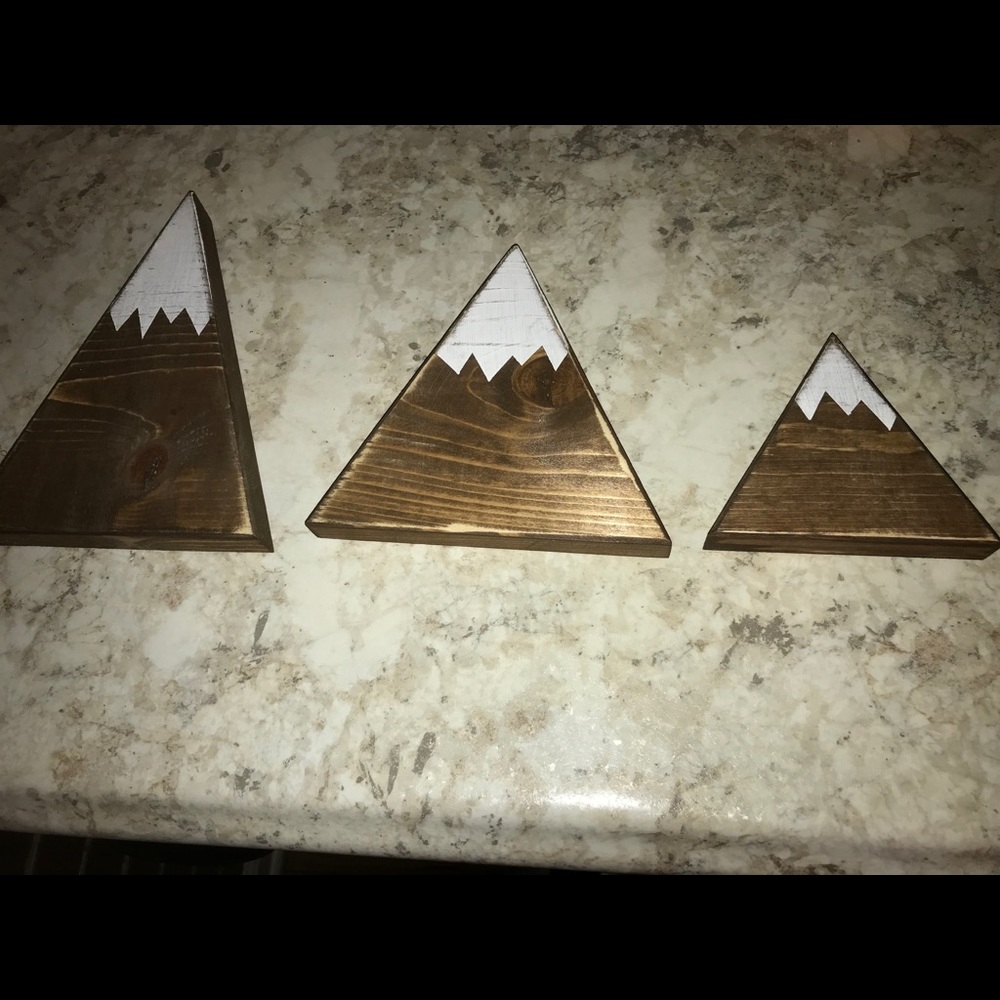 Mountain Triangle Wood Art Set